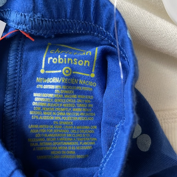 Christian Robinson x Target Baby Whale Print Hoodie & Bottom Set- (Cream/Blue - Picture 10 of 10